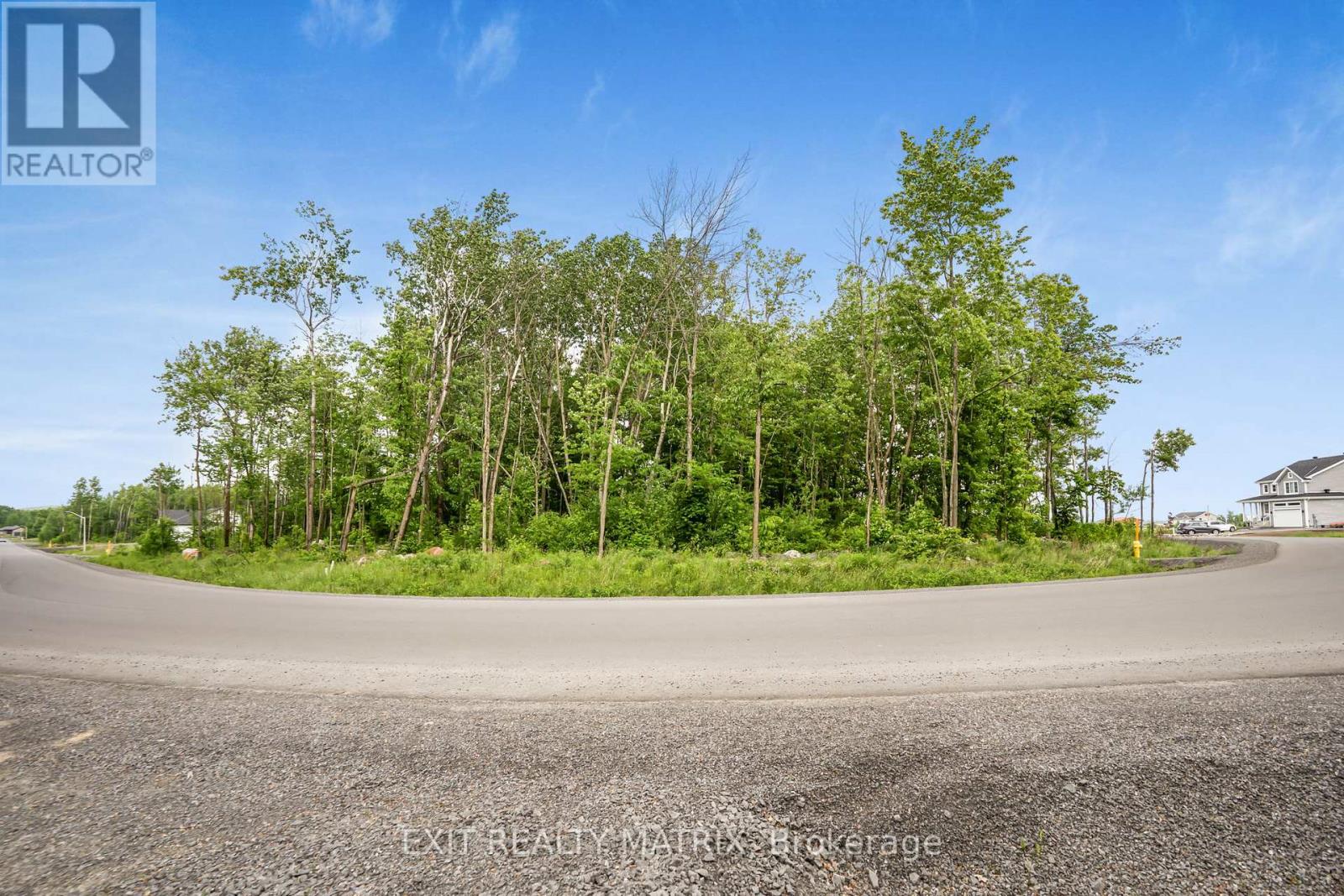 Photo 10 of 91 Soulanges Street, Champlain ON