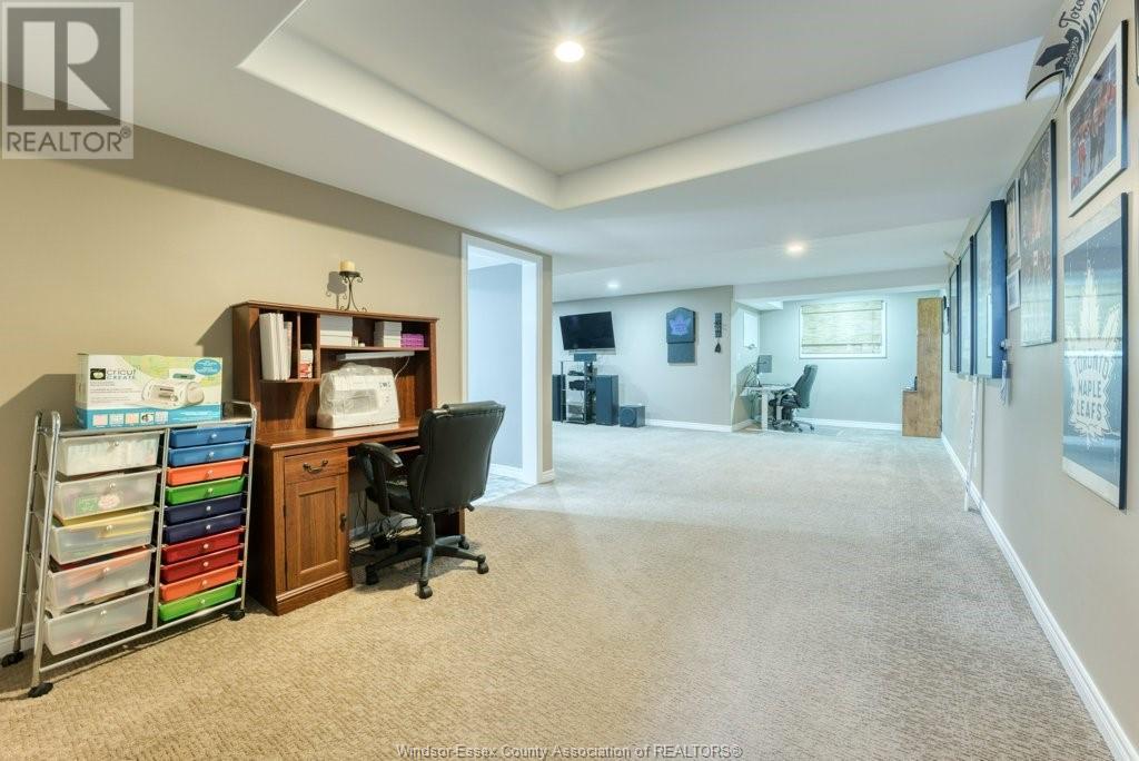 Photo 38 of 2384 Radcliff Avenue, Windsor ON