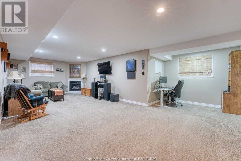 Photo 49 of 2384 Radcliff Avenue, Windsor ON