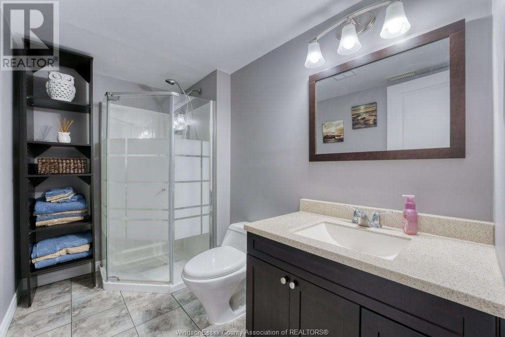 Photo 44 of 2384 Radcliff Avenue, Windsor ON