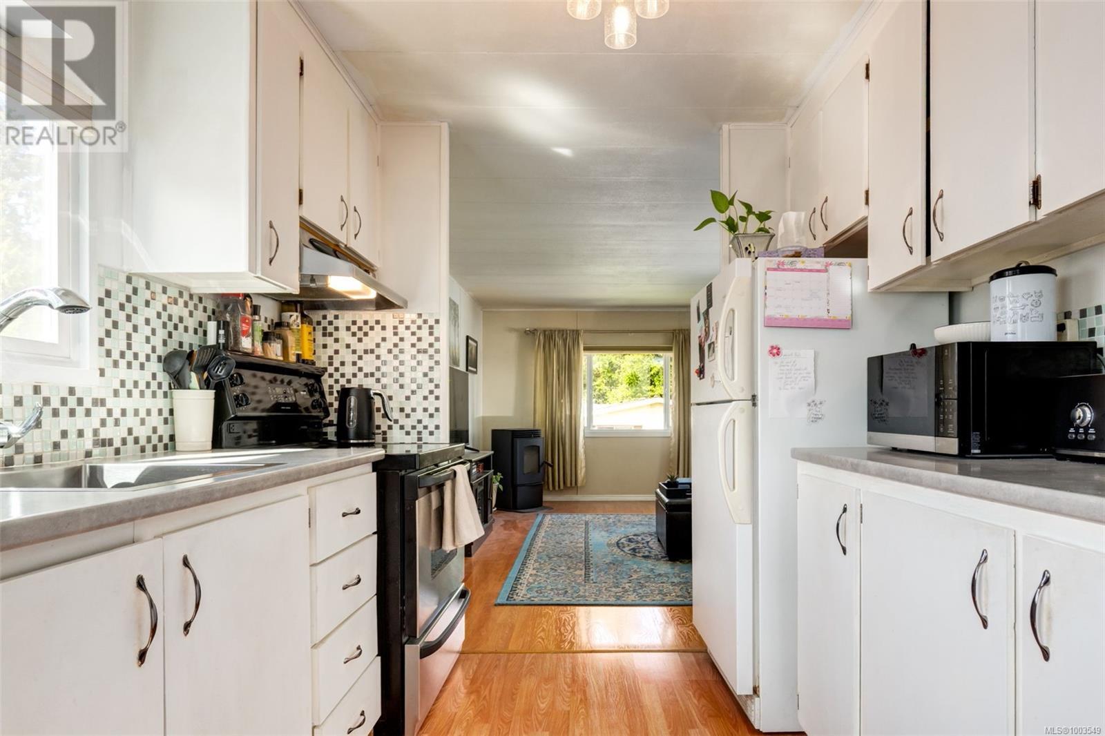 Photo 58 of 17 61 12 Th St, Nanaimo BC