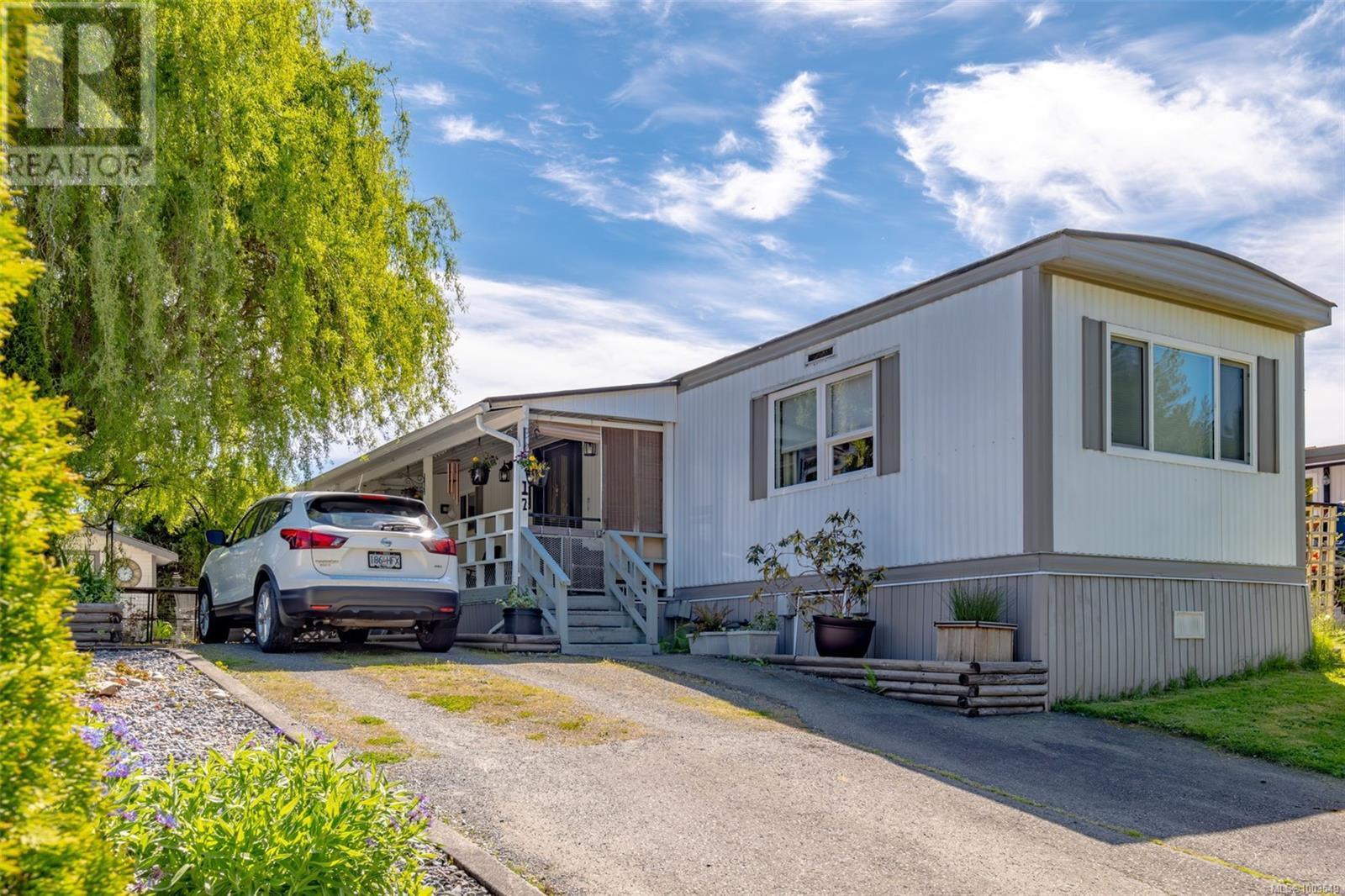 Photo 17 of 17 61 12 Th St, Nanaimo BC