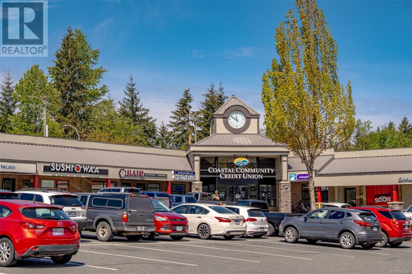 Photo 60 of 17 61 12 Th St, Nanaimo BC