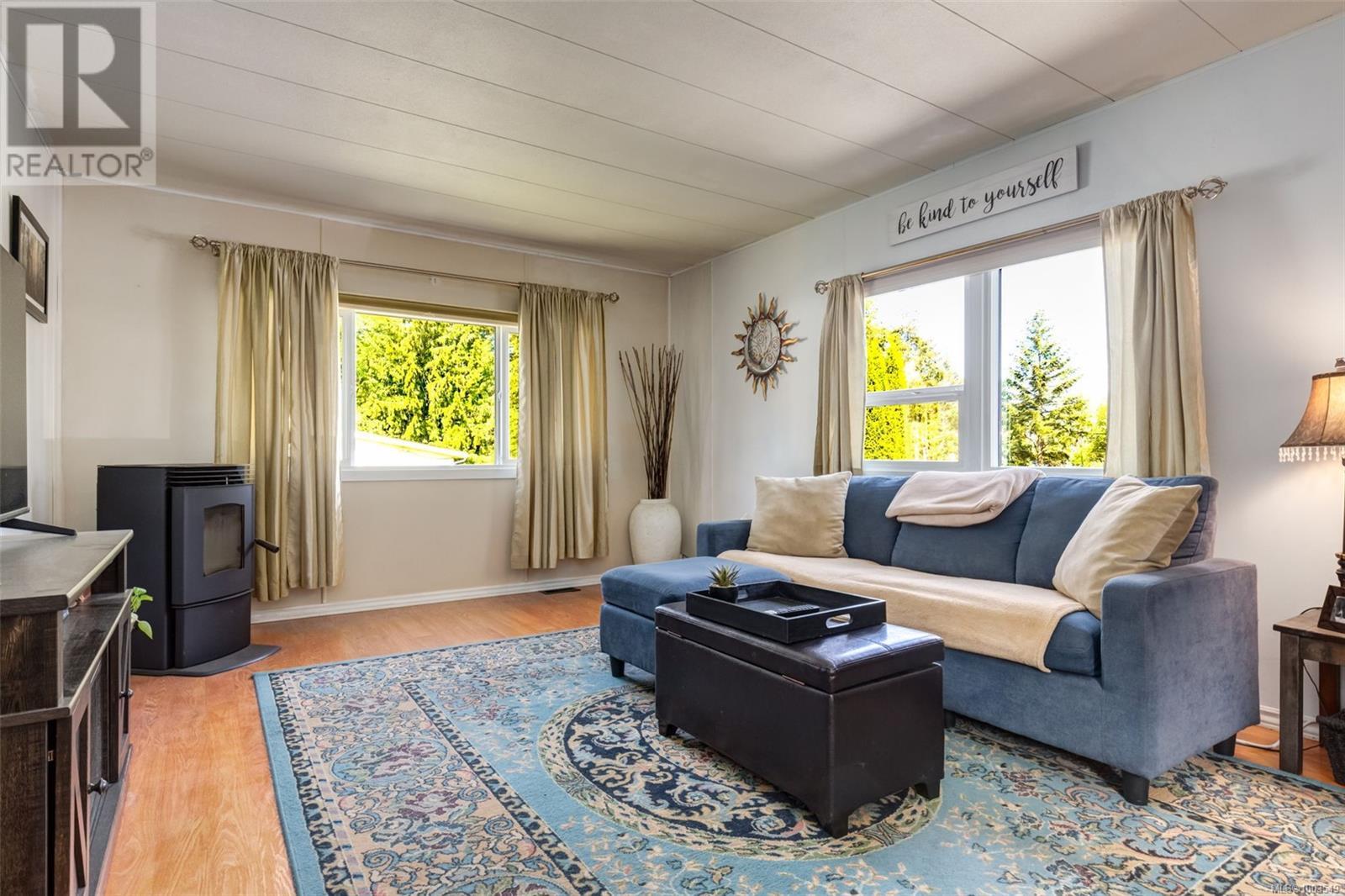 Photo 50 of 17 61 12 Th St, Nanaimo BC