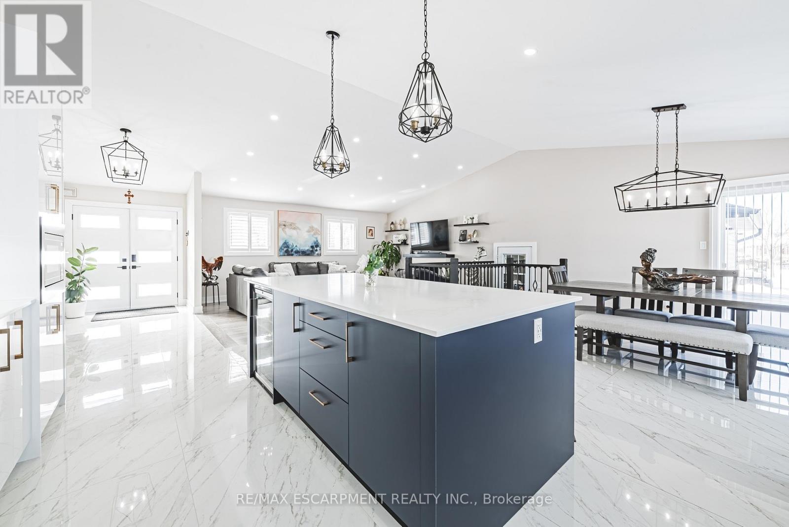 Photo 29 of 1796 Penny Lane, West Lincoln ON