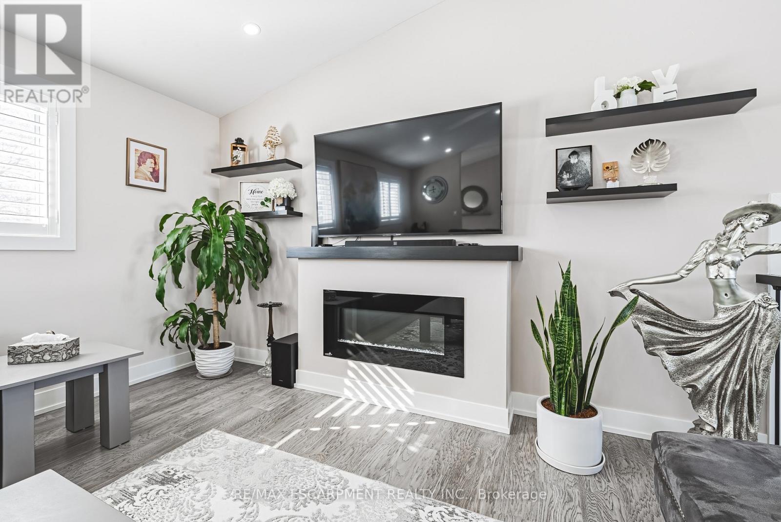 Photo 37 of 1796 Penny Lane, West Lincoln ON