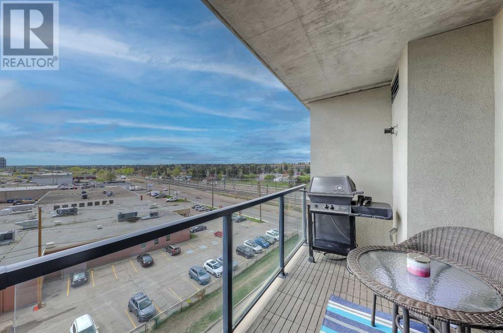 Single Family House for Sale in   Horton Road SW Haysboro Calgary 