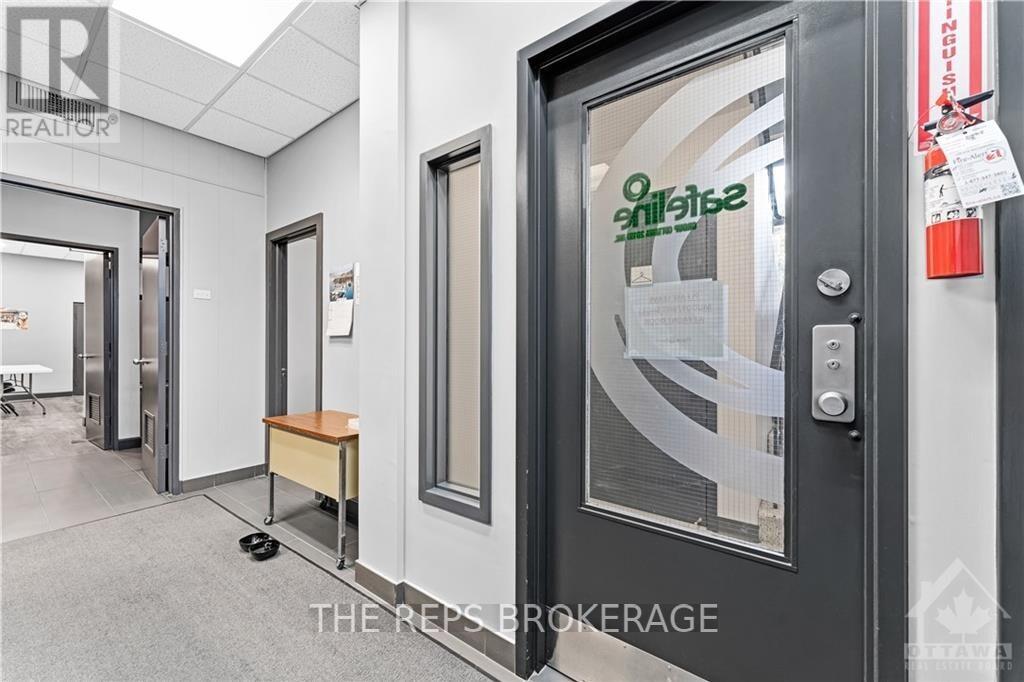 Photo 36 of 275 Bay Street, Ottawa ON