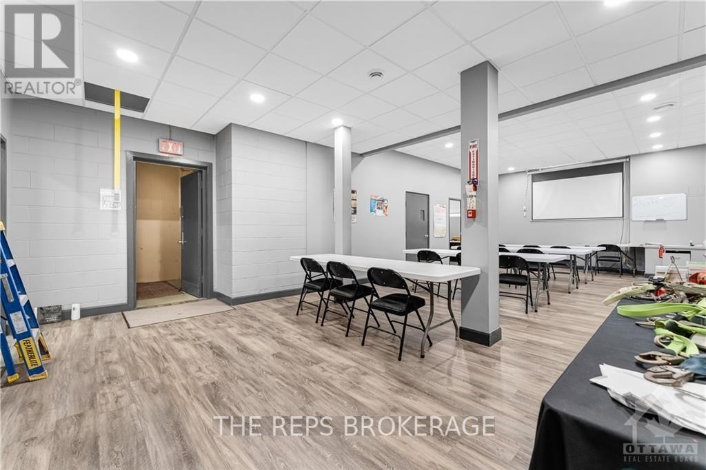 Photo 23 of 275 Bay Street, Ottawa ON