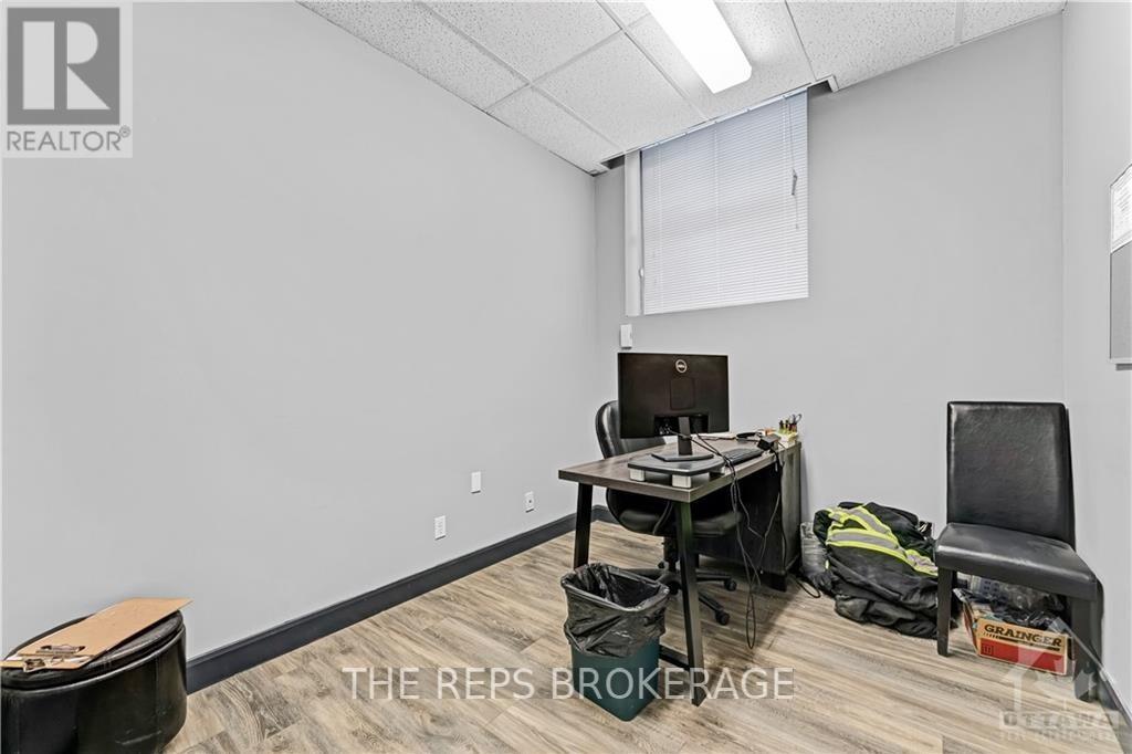 Photo 21 of 275 Bay Street, Ottawa ON