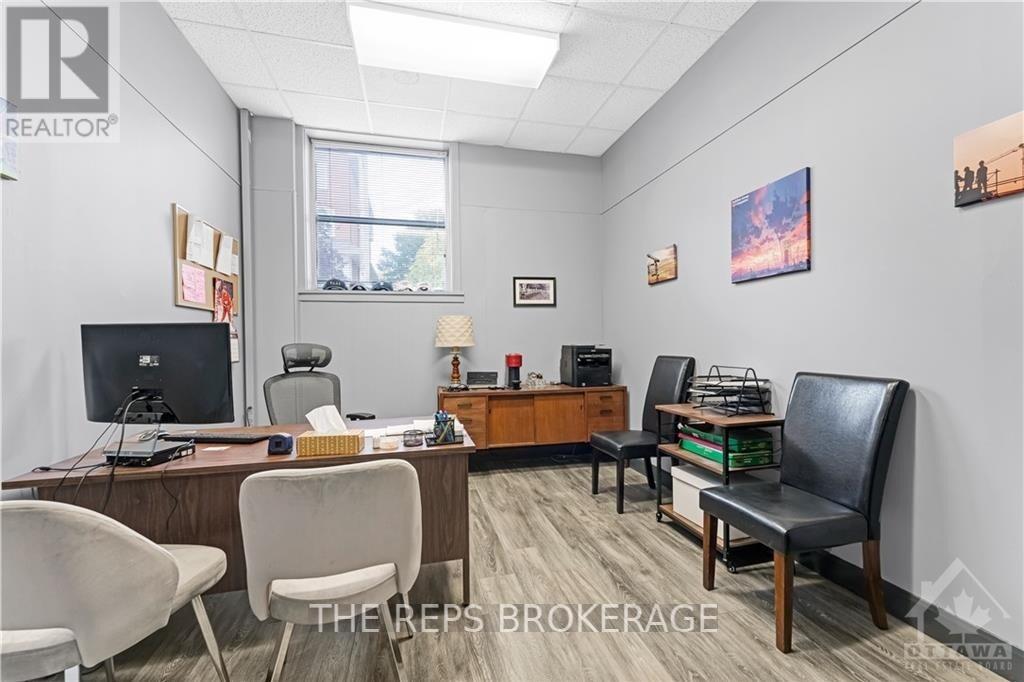 Photo 25 of 275 Bay Street, Ottawa ON