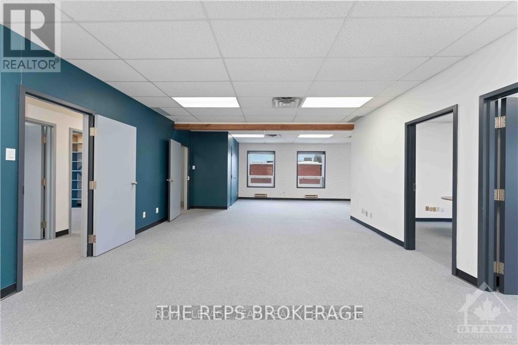 Photo 4 of 275 Bay Street, Ottawa ON
