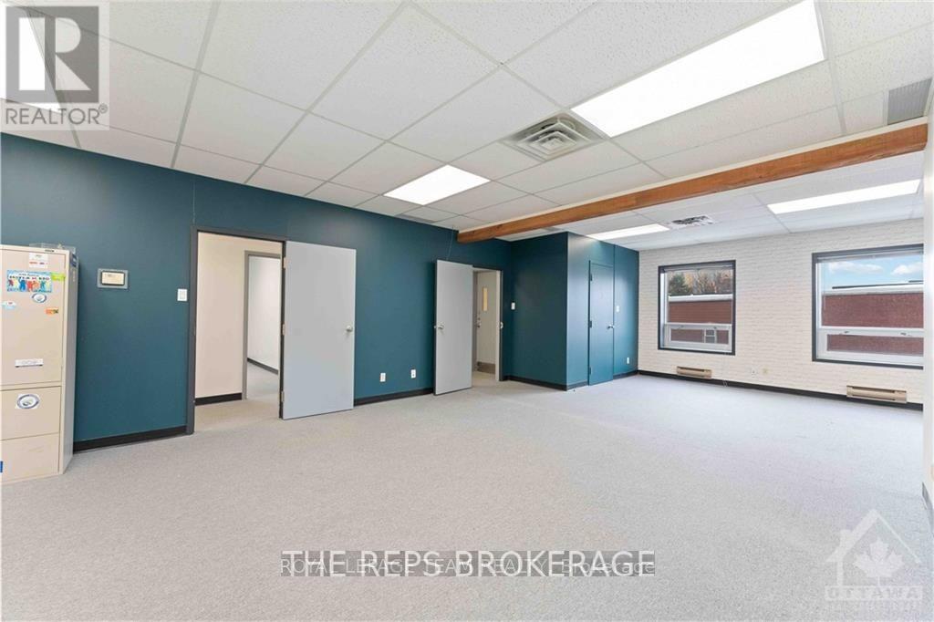 Photo 5 of 275 Bay Street, Ottawa ON