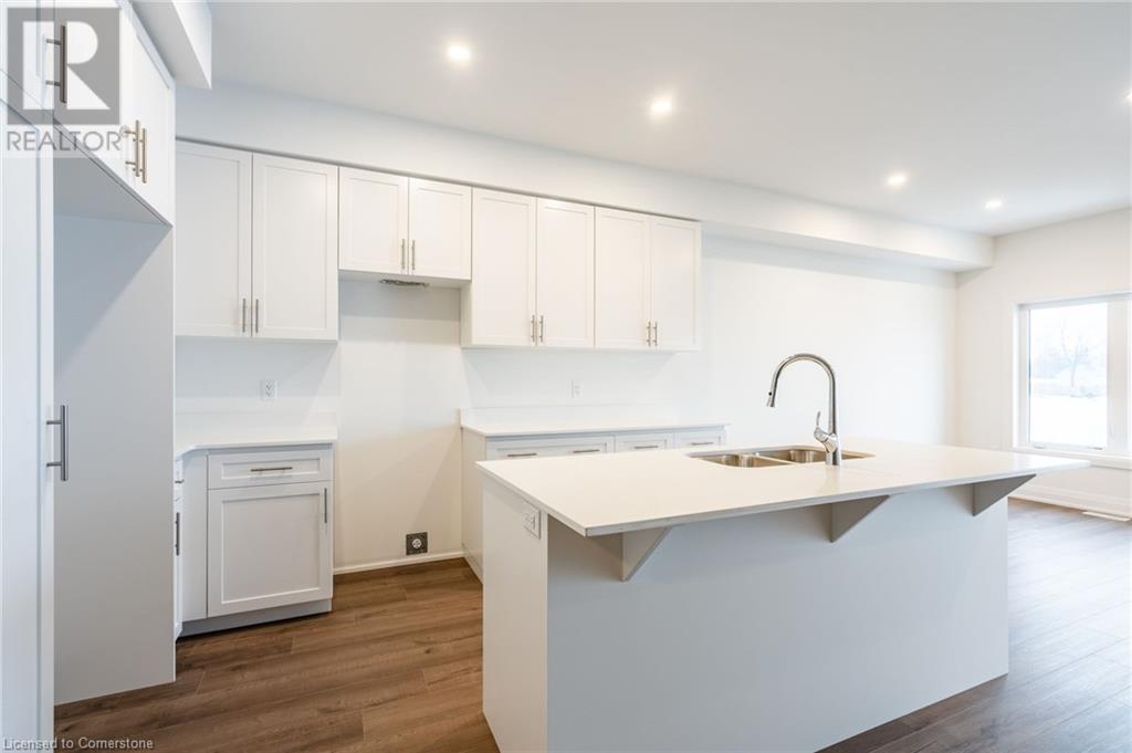 Photo 26 of 18 Clear Valley Lane, Hamilton ON