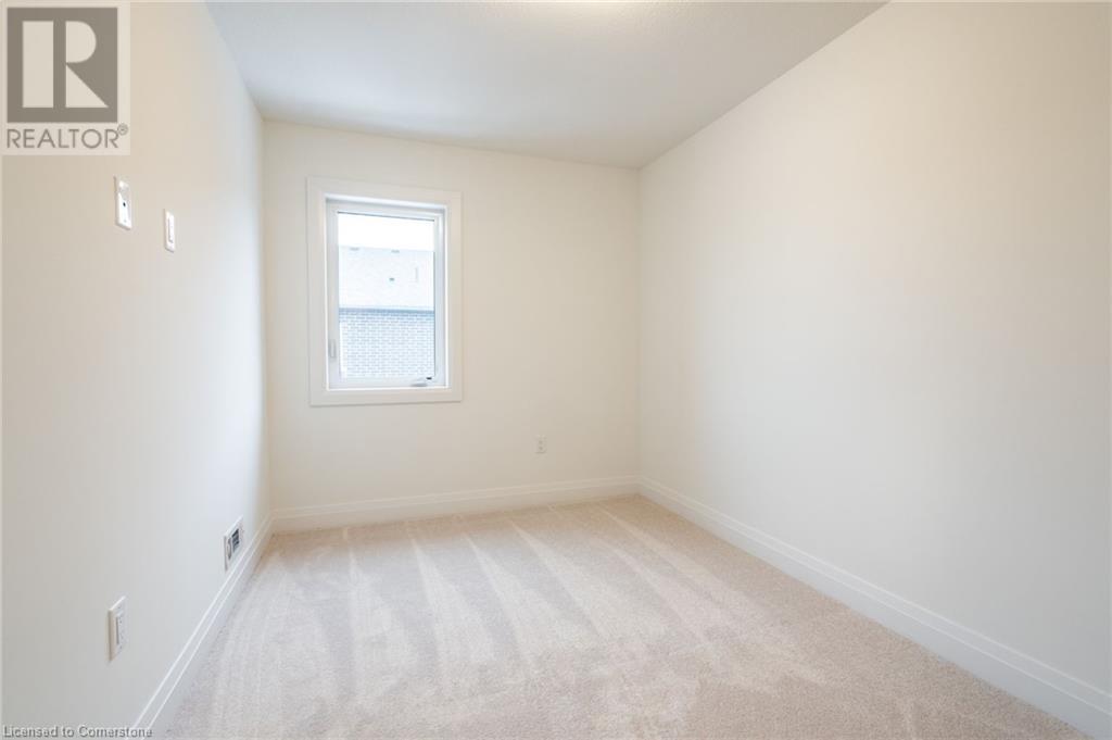 Photo 10 of 18 Clear Valley Lane, Hamilton ON