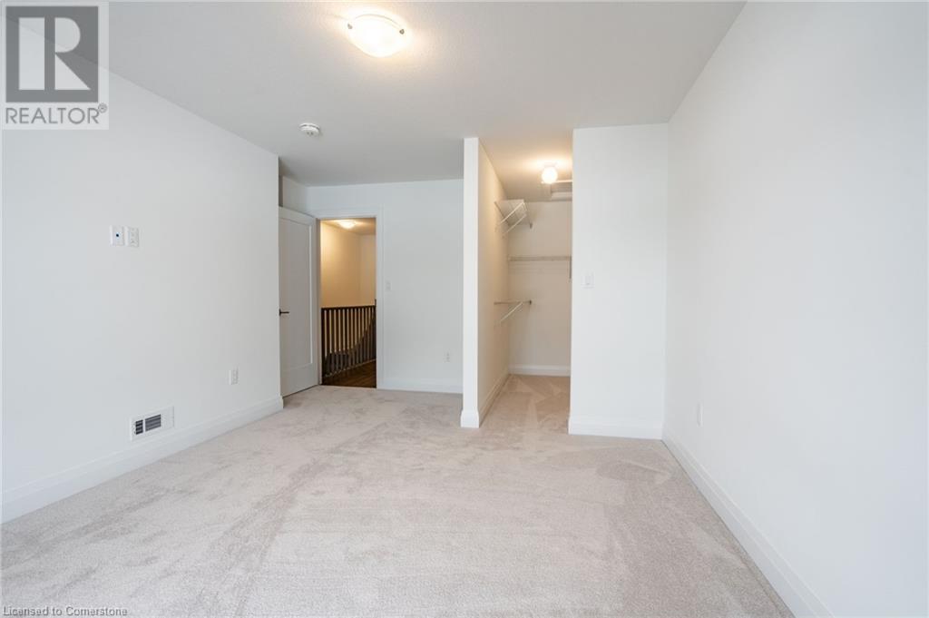 Photo 6 of 18 Clear Valley Lane, Hamilton ON