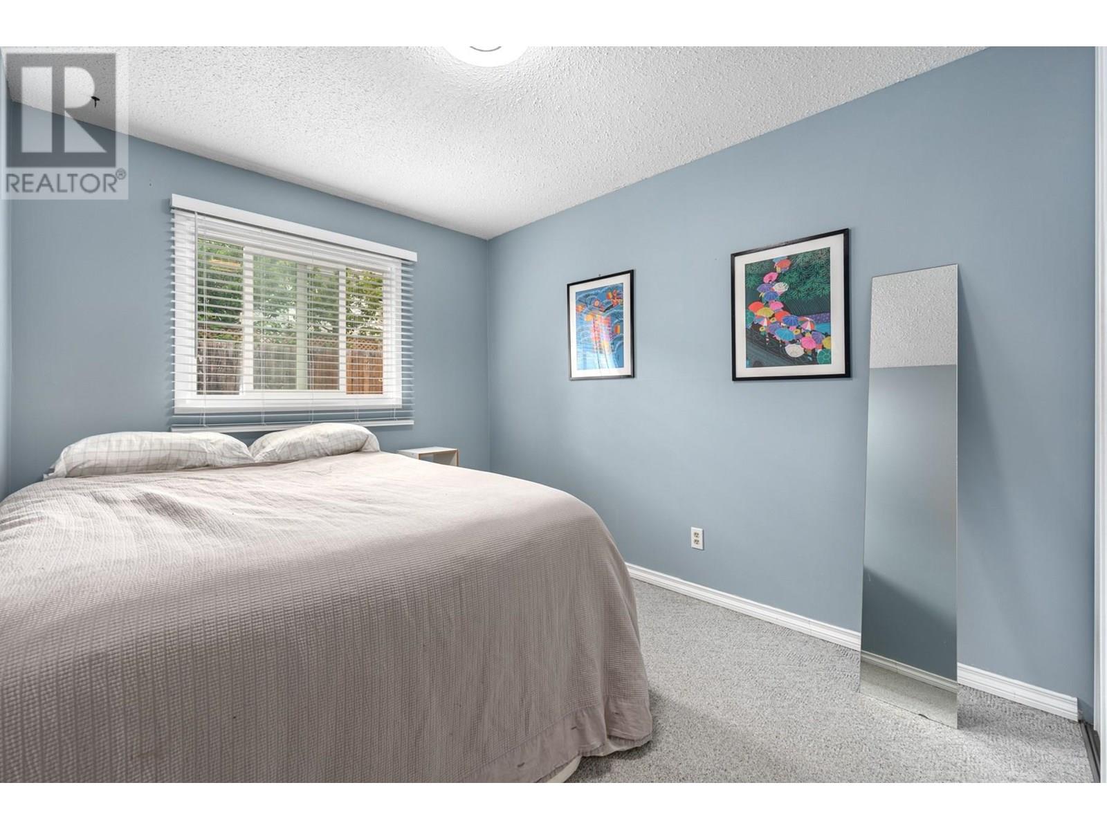 #39 1605 SUMMIT DRIVE - Image 13