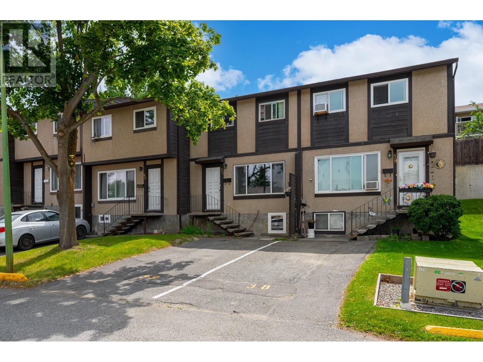 #39 1605 SUMMIT DRIVE - Image 20