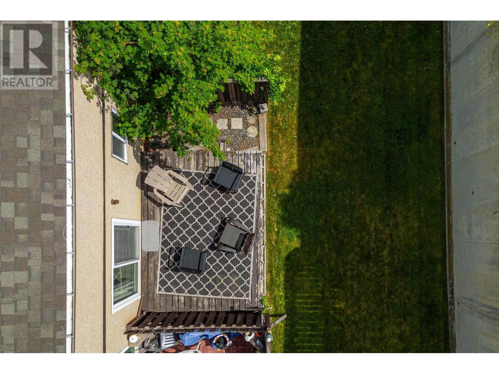 #39 1605 SUMMIT DRIVE - Image 24