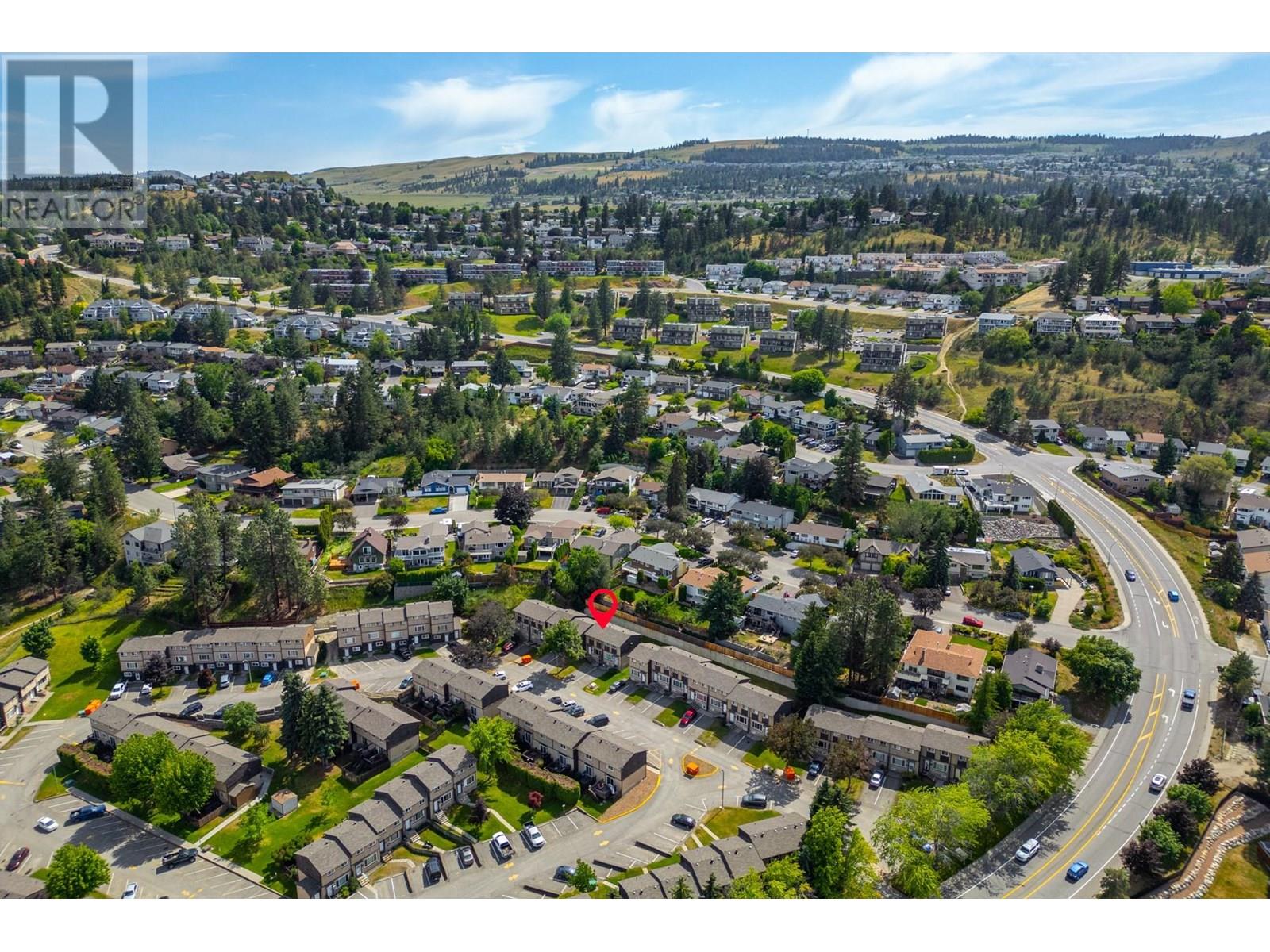 #39 1605 SUMMIT DRIVE - Image 27