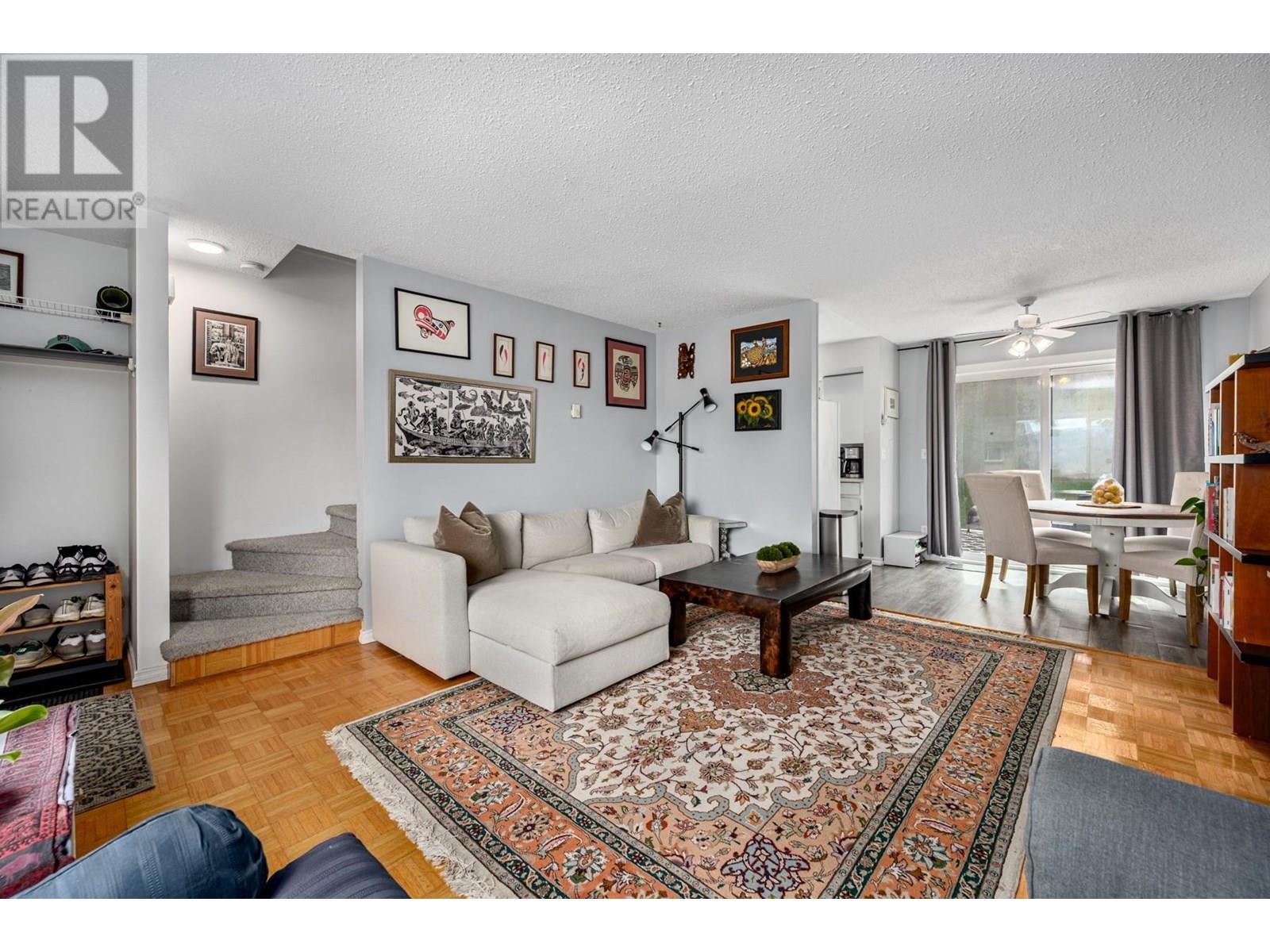 #39 1605 SUMMIT DRIVE - Image 3