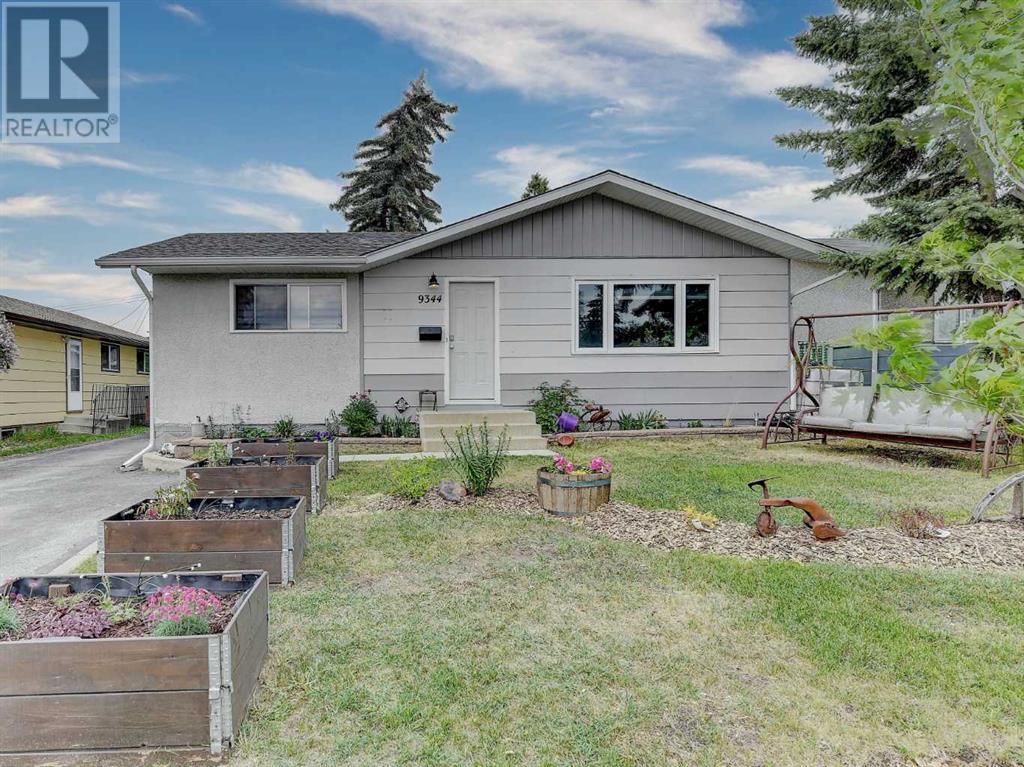 Single Family House Bungalow for Sale in   Avenue Mountview Grande Prairie 