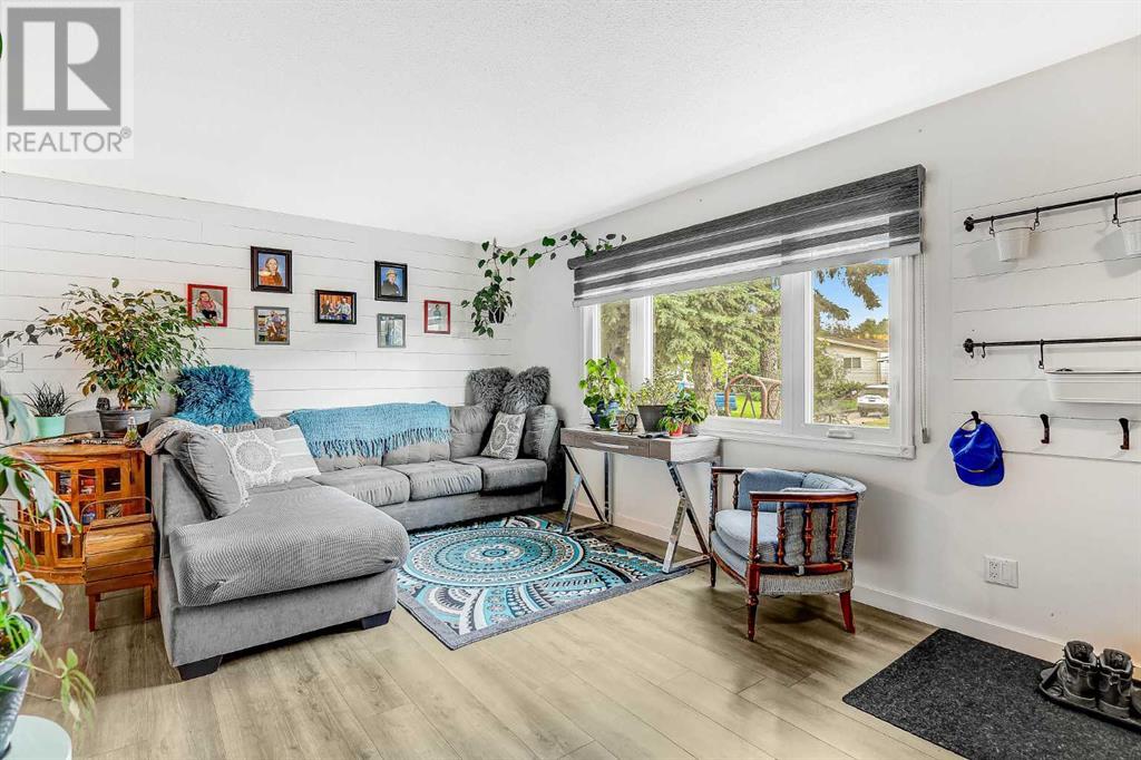 Single Family House Bungalow for Sale in   Avenue Mountview Grande Prairie 