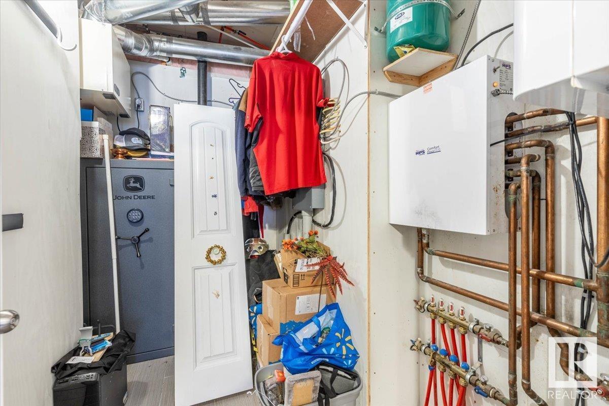 Photo 24 of 4711 52 Ave, Warburg AB