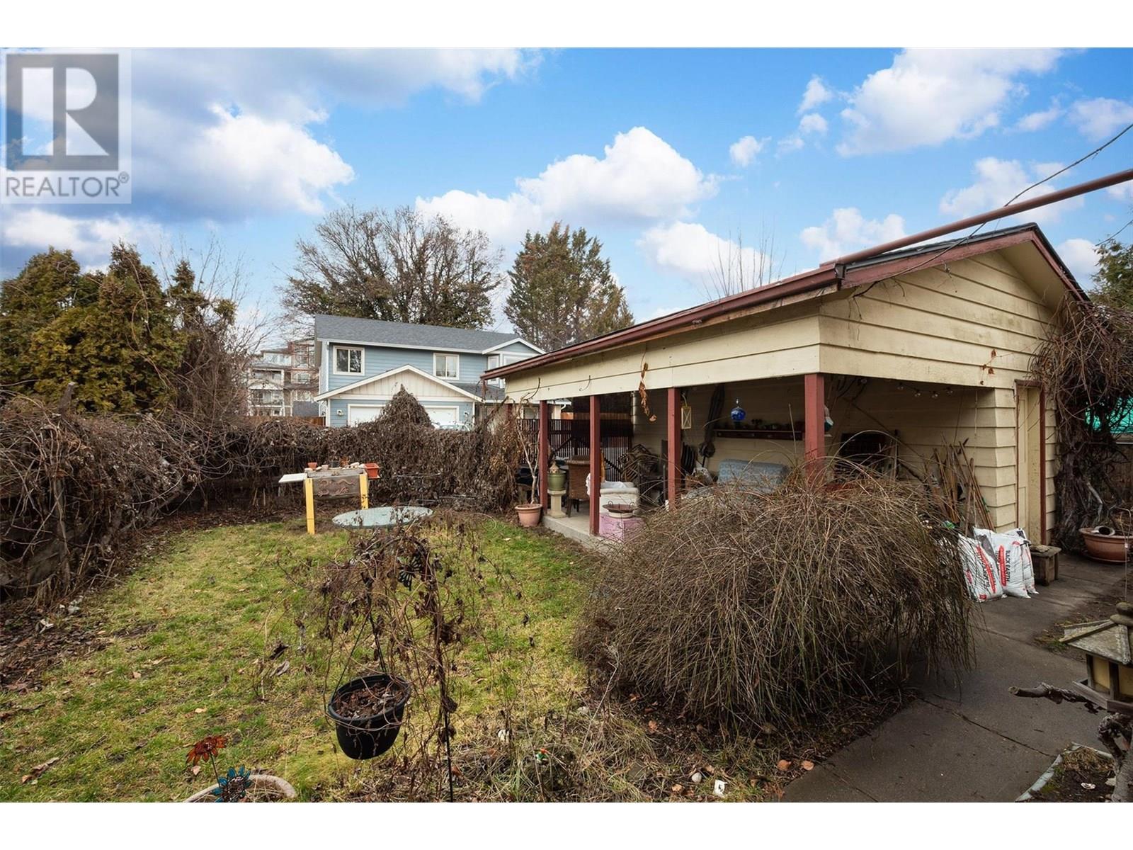 Photo 13 of 866 Dehart Avenue Lot 3, Kelowna BC