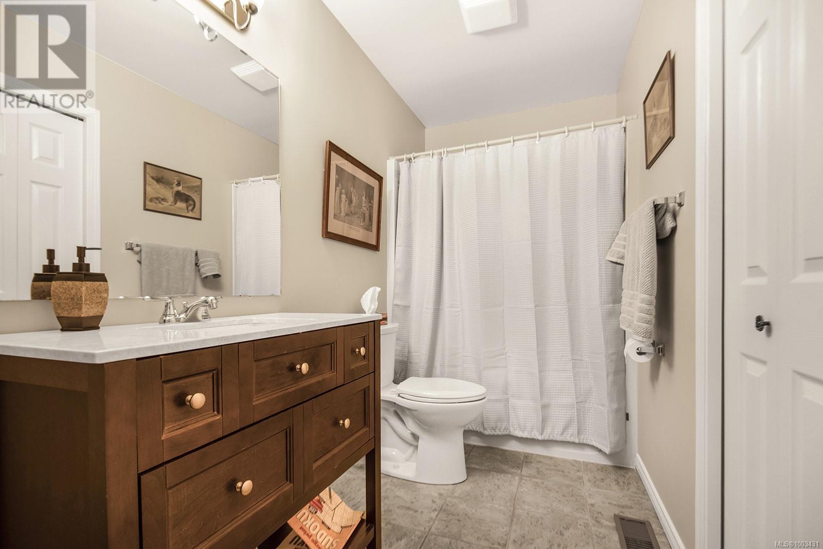 Photo 23 of 1141 Kathleen Dr, Duncan BC