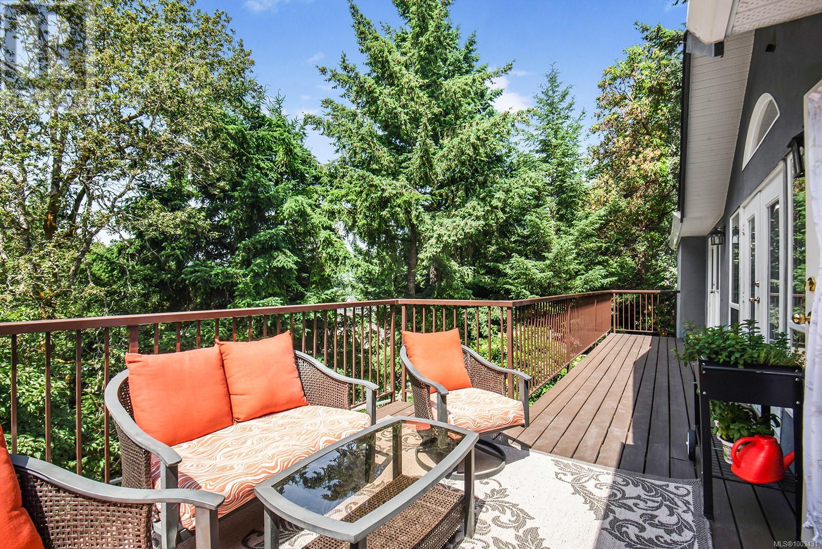 Photo 47 of 1141 Kathleen Dr, Duncan BC