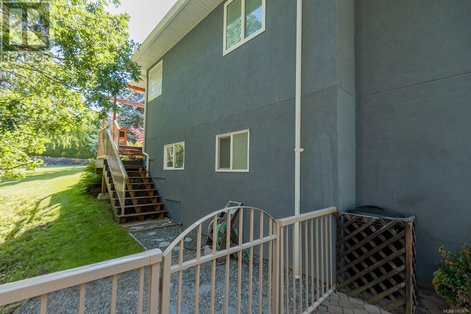 Photo 49 of 1141 Kathleen Dr, Duncan BC