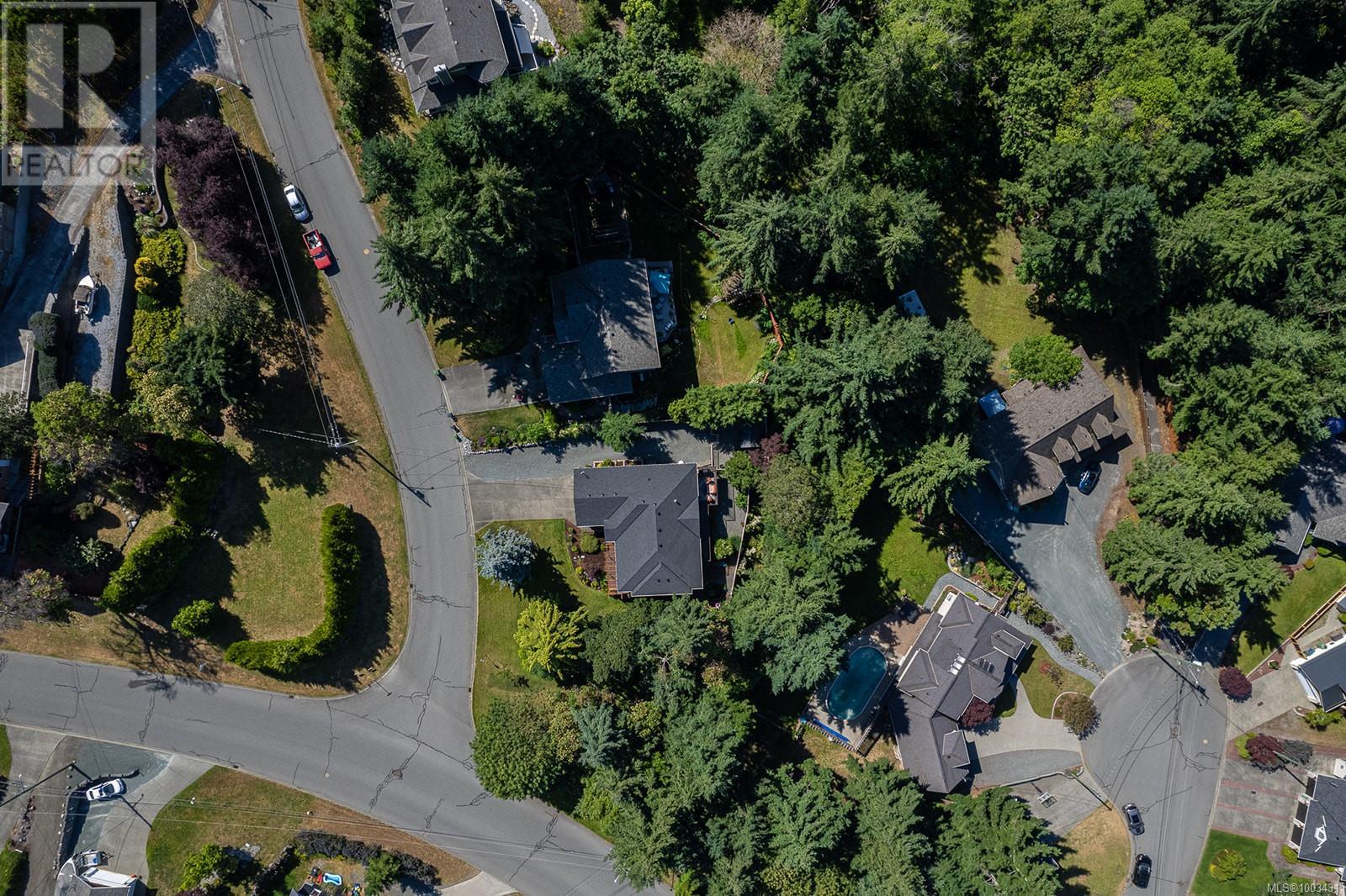 Photo 61 of 1141 Kathleen Dr, Duncan BC