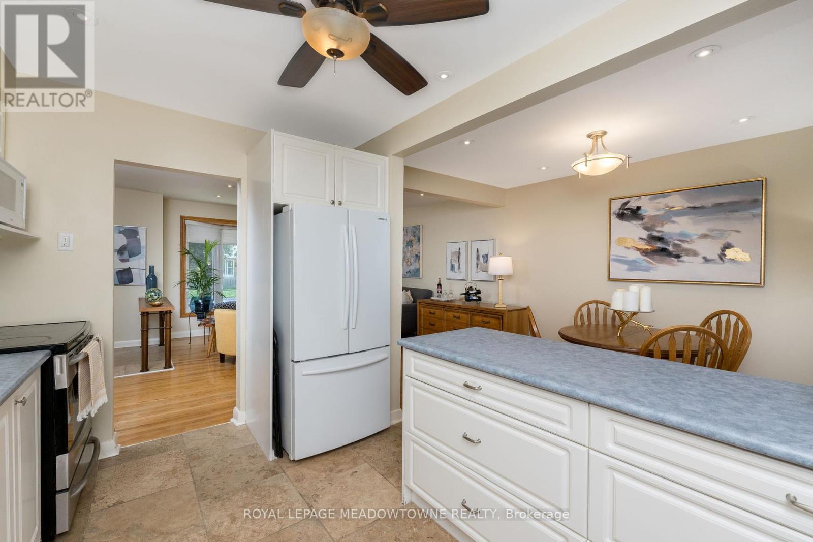 Photo 26 of 30 Lesbury Avenue, Brampton ON