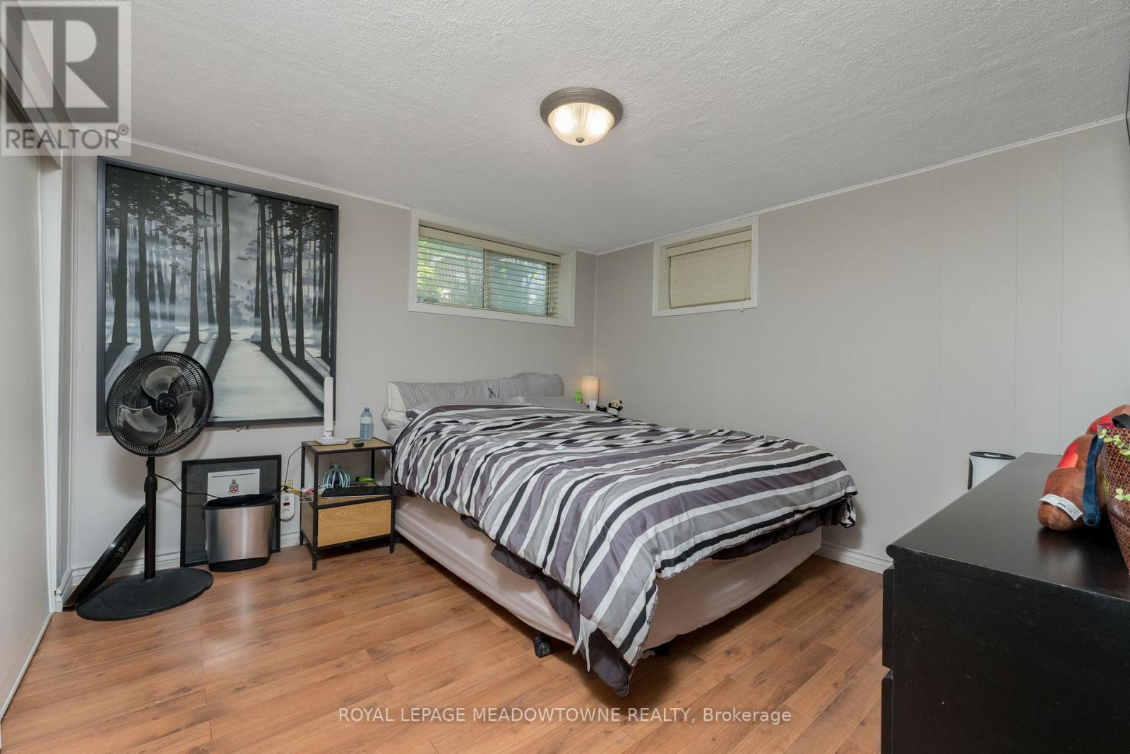Photo 2 of 30 Lesbury Avenue, Brampton ON