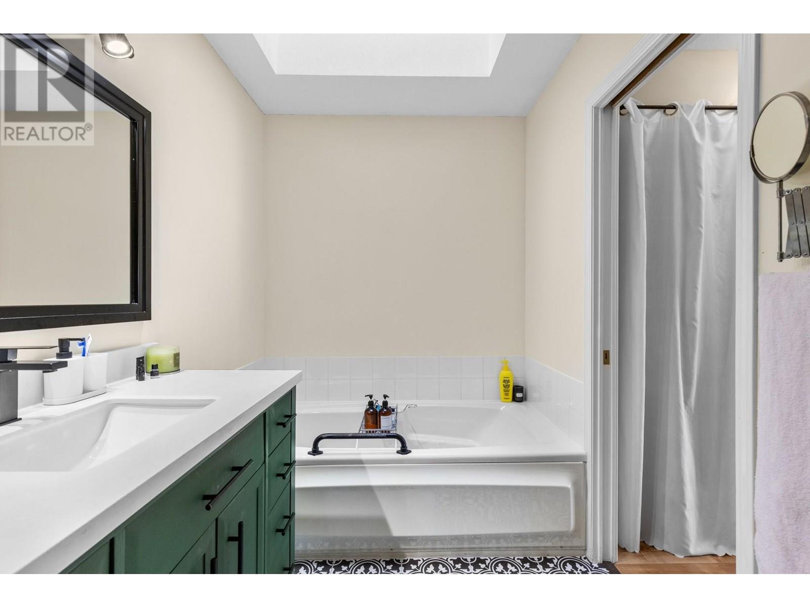 29 1001 30 Avenue, Vernon
