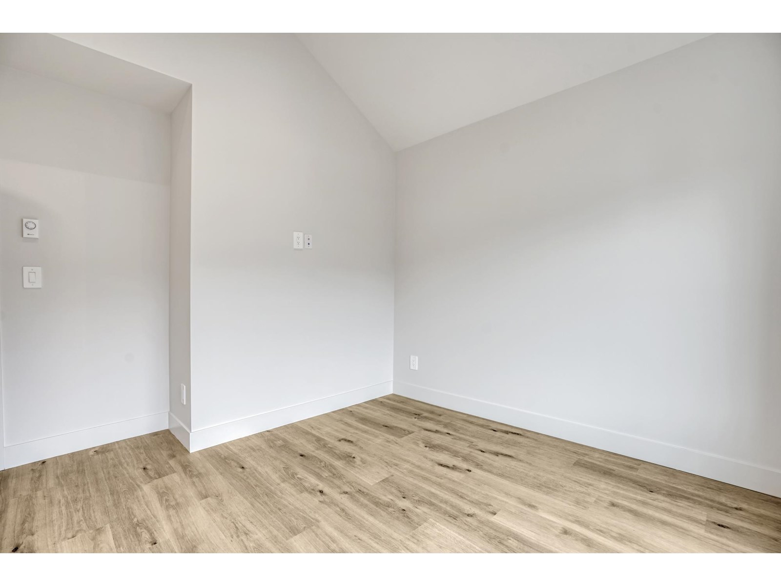 36 1928 WOODSIDE BOULEVARD, Mt Woodside, Agassiz