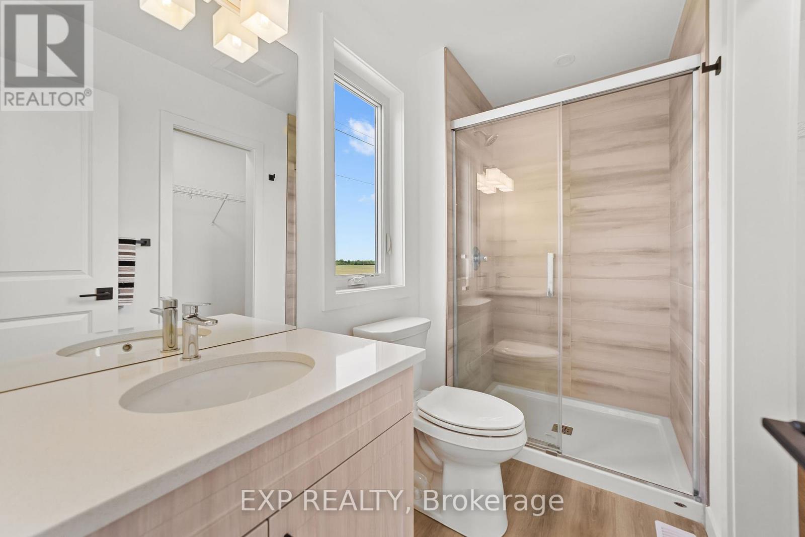 Photo 8 of 1552 Melwood Drive, St Clair ON