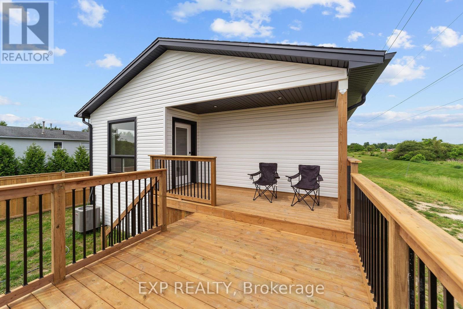 Photo 21 of 1552 Melwood Drive, St Clair ON