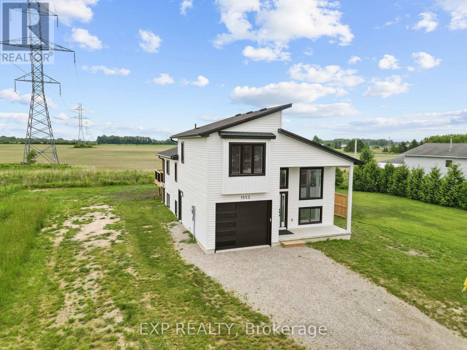 Photo 7 of 1552 Melwood Drive, St Clair ON