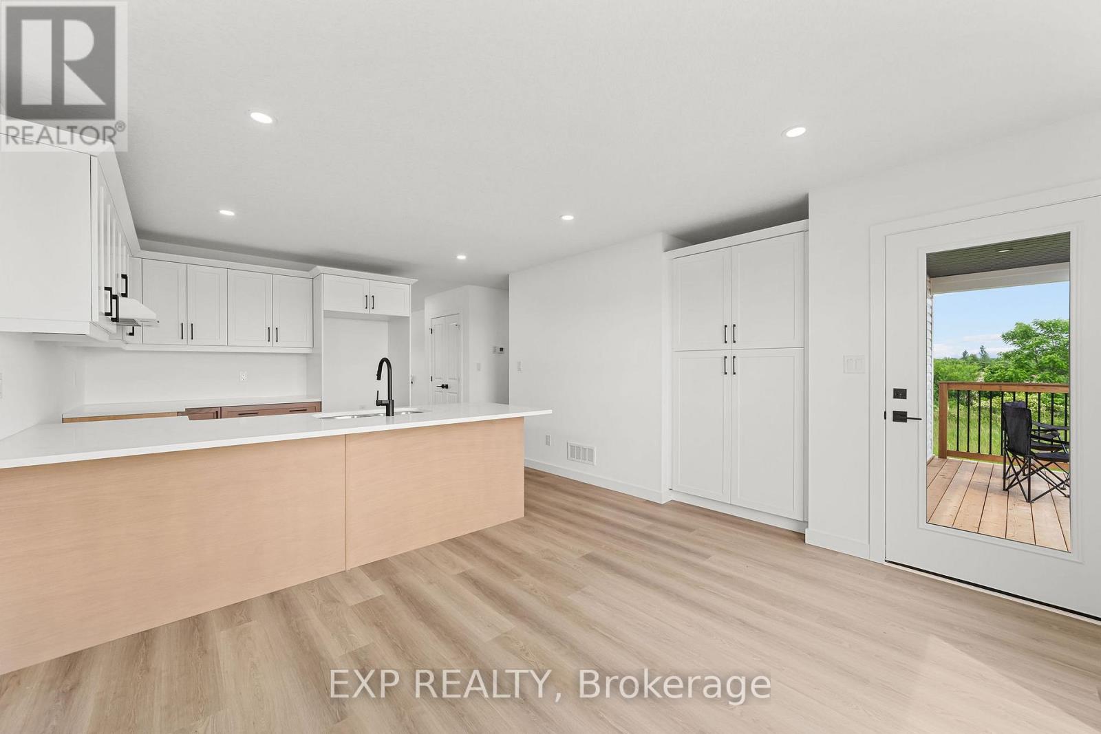 Photo 27 of 1552 Melwood Drive, St Clair ON