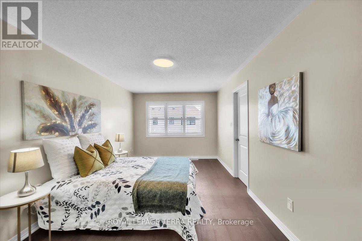 Photo 3 of 67 Cryderman Lane, Clarington ON