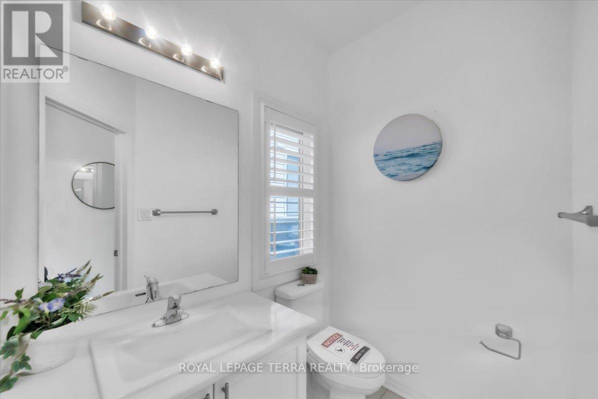 Photo 19 of 67 Cryderman Lane, Clarington ON