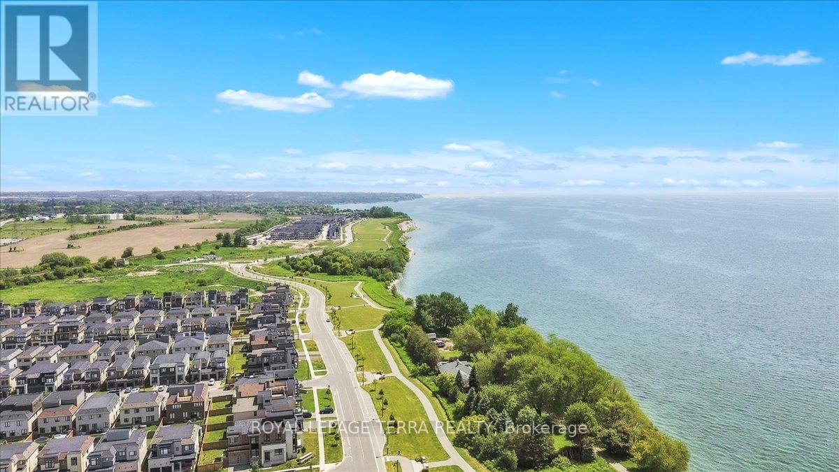 Photo 12 of 67 Cryderman Lane, Clarington ON