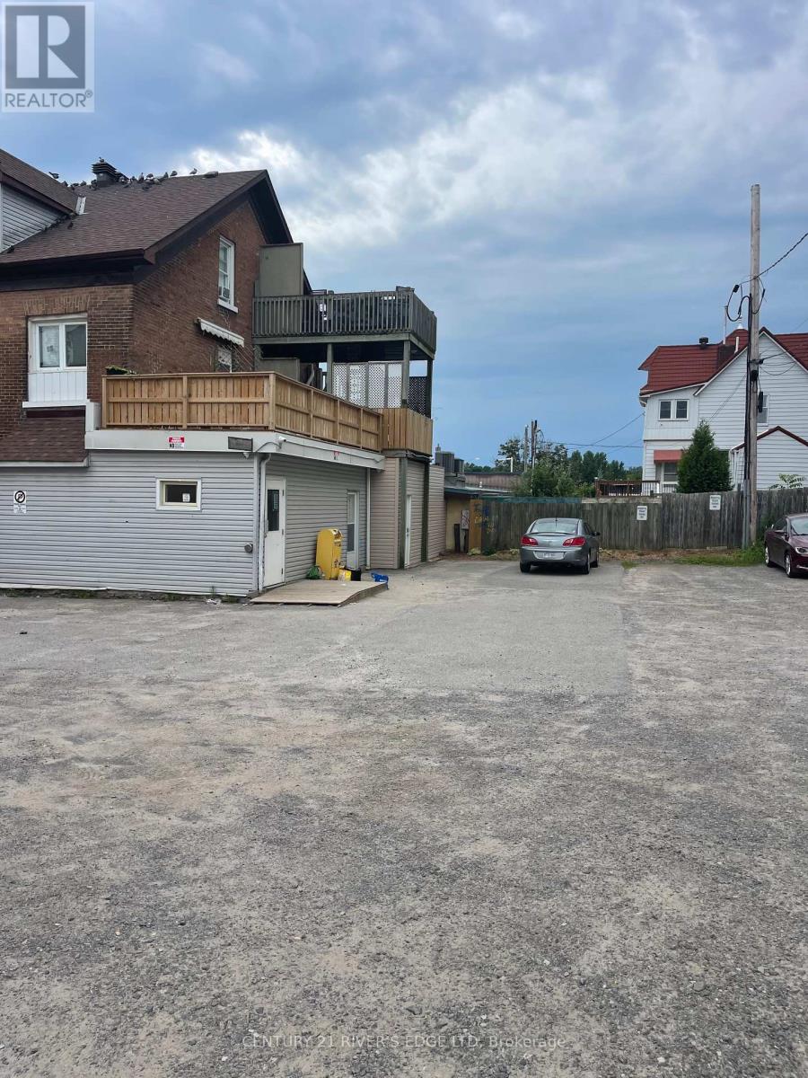 Photo 12 of 240 246 King Street W, Brockville ON