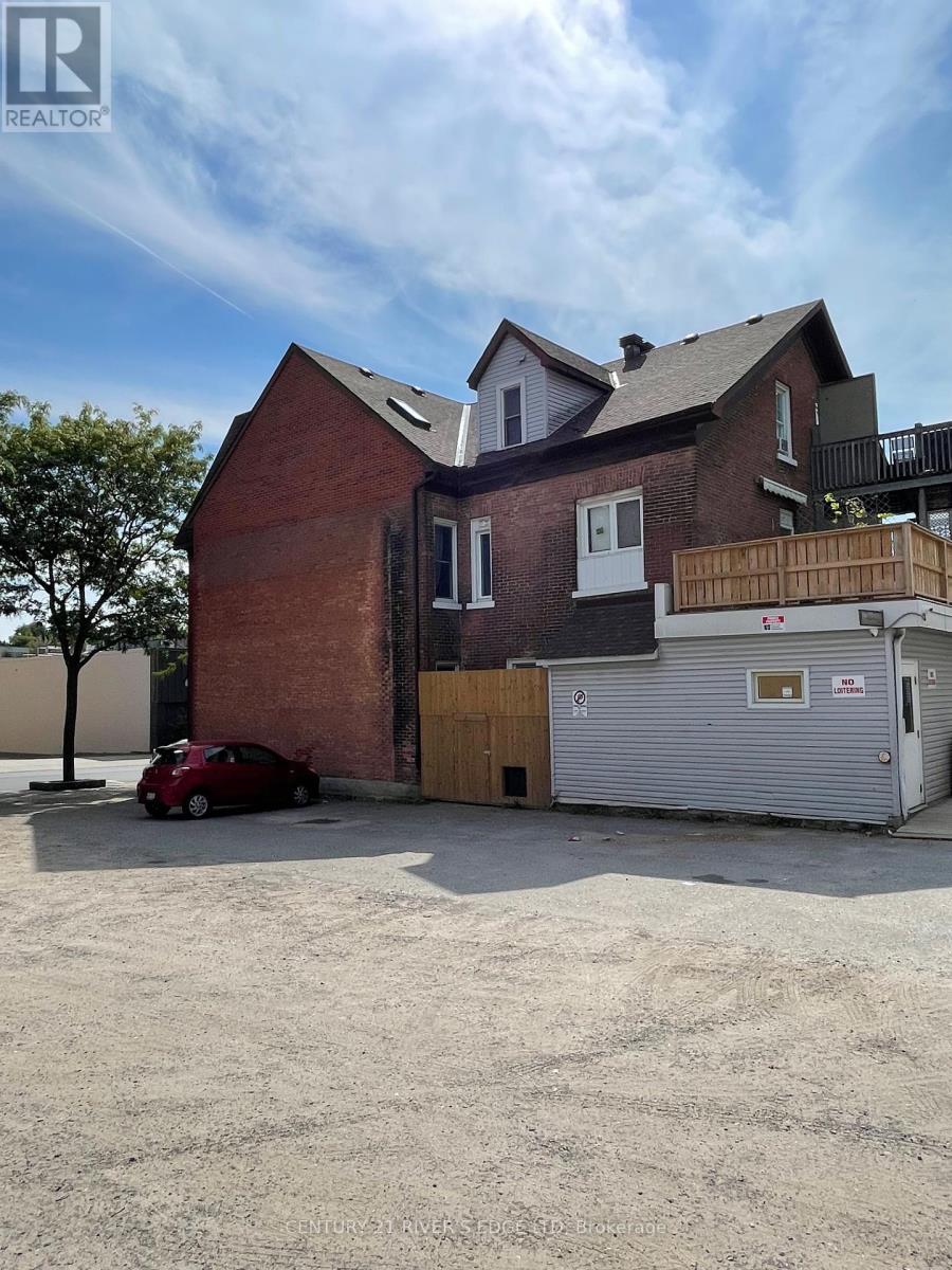 Photo 5 of 240 246 King Street W, Brockville ON