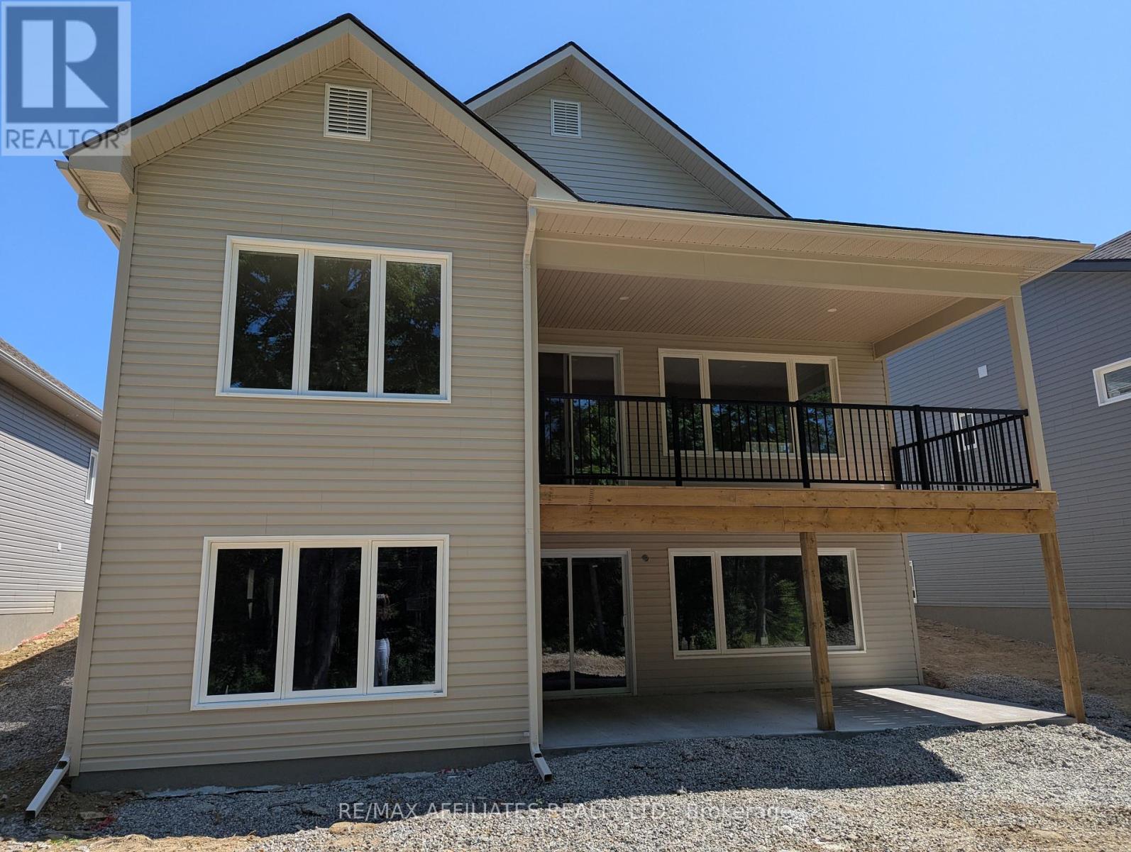 Photo 9 of 97 Rabb Street, Smiths Falls ON