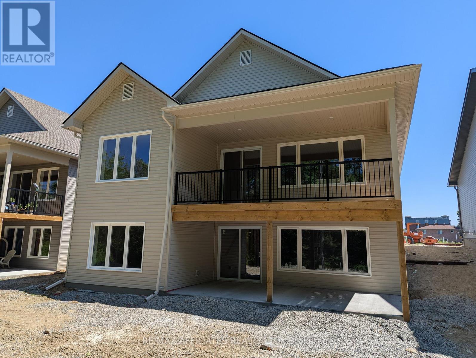 Photo 6 of 97 Rabb Street, Smiths Falls ON
