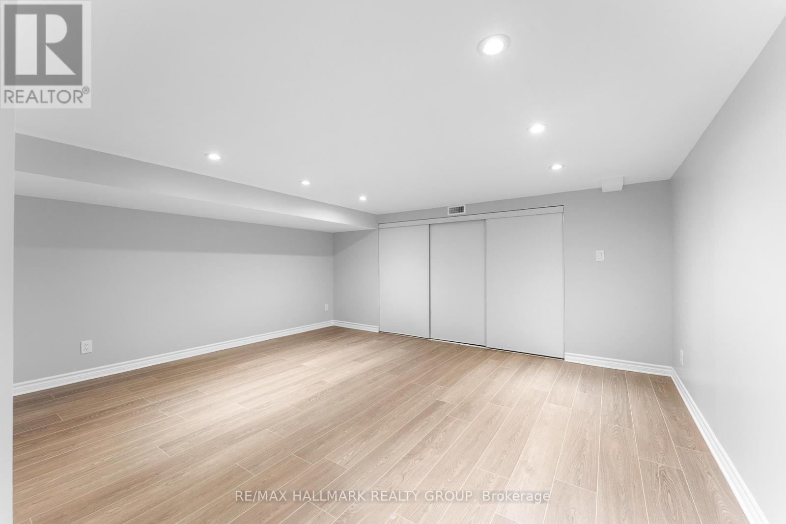 Photo 43 of 5749 Knights Drive, Ottawa ON