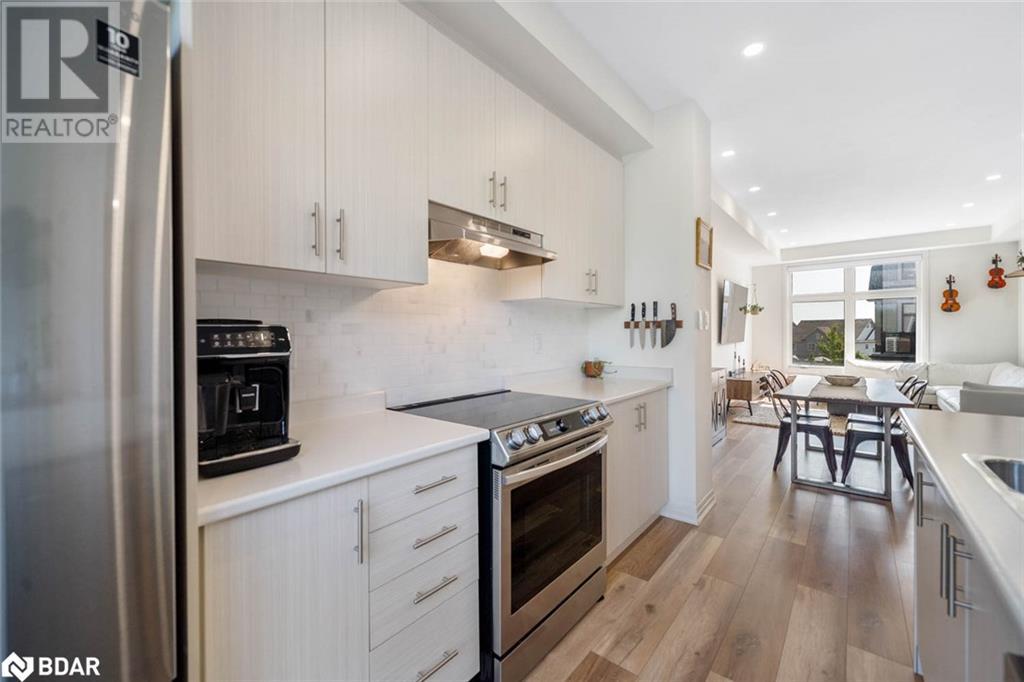 Photo 2 of 28 Totten Trail Unit 14, New Tecumseth ON
